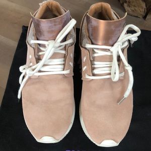 Esseutesse Leather Fringe Sneaker; Italian made